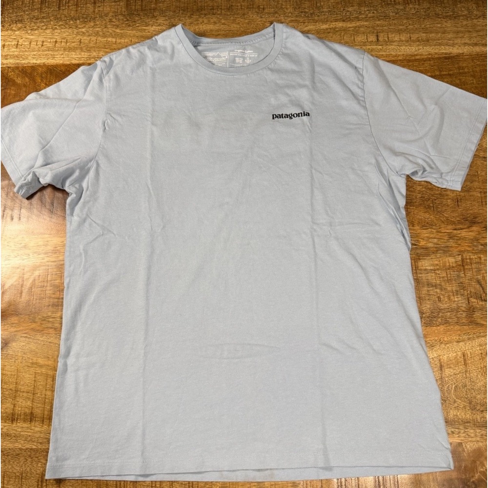 Patagonia Organic Cotton Shark Graphic T Shirt Size Medium Light Blue